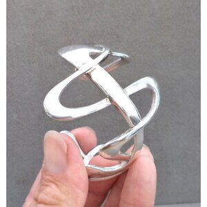 MODERNIST WAVE Solid STERLING Silver CUFF BRACELET Cast Interlocking 6.25" Vintg